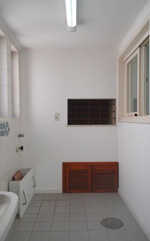 Apartamento à venda com 173m², 3 quartos e 2 vagasÁrea de Serviço