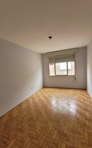 Apartamento para alugar com 76m², 2 quartos e sem vaga