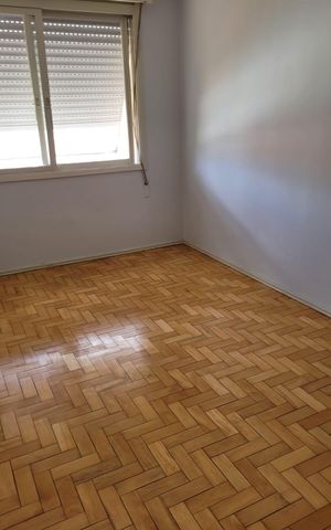 Apartamento para alugar com 76m², 2 quartos e sem vaga