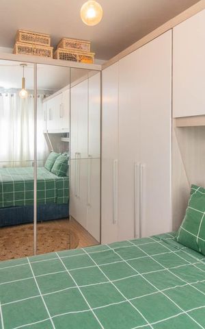 Apartamento à venda com 57m², 2 quartos e 1 vagaQuarto 2