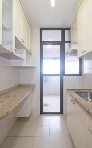 Apartamento à venda com 64m², 2 quartos e 1 vagaCozinha