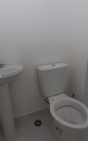 Apartamento para alugar com 42m², 2 quartos e sem vagaBanheiro