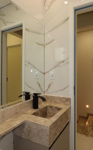 Casa à venda com 220m², 3 quartos e 6 vagasBanheiro Social