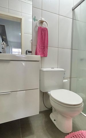 Casa à venda com 150m², 4 quartos e 2 vagas Casa à venda com 150m², 4 quartos e 2 vagasBanheiro da Suíte