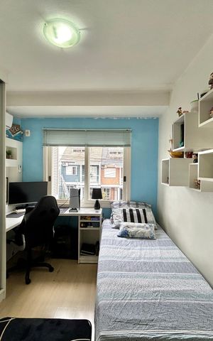 Casa à venda com 150m², 4 quartos e 2 vagas Casa à venda com 150m², 4 quartos e 2 vagasQuarto 1