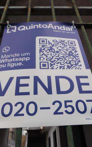 Casa à venda com 134m², 3 quartos e 2 vagasPlaca