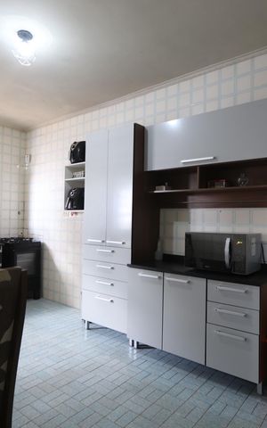 Casa à venda com 134m², 3 quartos e 2 vagasCozinha