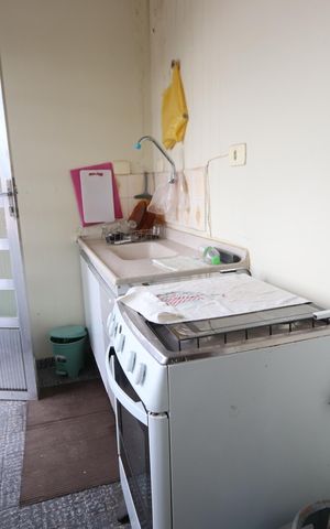 Casa à venda com 134m², 3 quartos e 2 vagasCozinha da Edícula