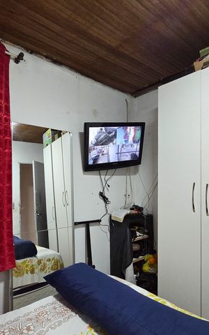 Casa à venda com 153m², 2 quartos e 2 vagas Casa à venda com 153m², 2 quartos e 2 vagasQuarto
