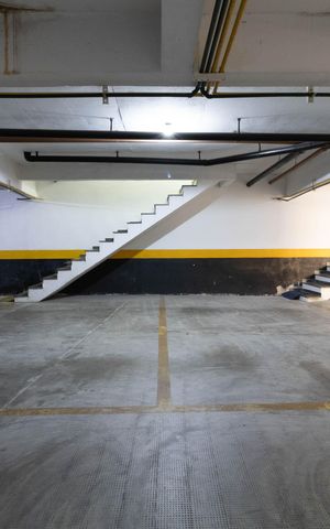 Casa de condomínio à venda com 102m², 3 quartos e 2 vagas Casa de condomínio à venda com 102m², 3 quartos e 2 vagasGaragem