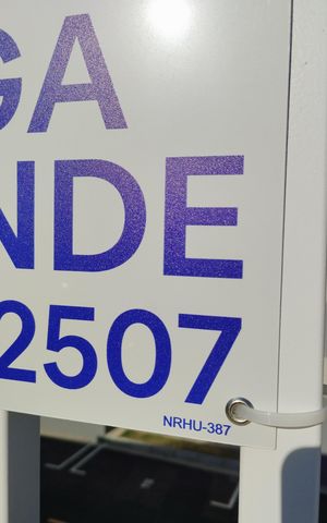 Apartamento à venda com 53m², 2 quartos e 1 vaga Apartamento à venda com 53m², 2 quartos e 1 vagaNRHU-387