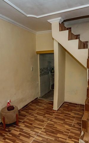 Casa à venda com 72m², 2 quartos e sem vagaSala