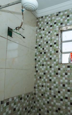 Casa à venda com 72m², 2 quartos e sem vagaBanheiro 