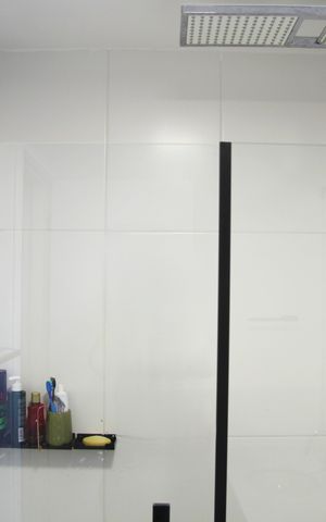 Apartamento à venda com 79m², 2 quartos e 1 vagaBanheiro da Suíte 