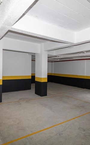 Apartamento à venda com 50m², 2 quartos e sem vaga Apartamento à venda com 50m², 2 quartos e sem vagaÁrea comum - Estacionamento