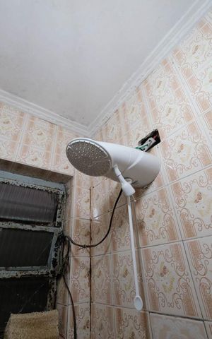 Casa à venda com 200m², 4 quartos e 2 vagasBanheiro 2