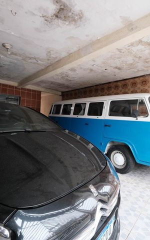 Casa à venda com 200m², 4 quartos e 2 vagasGaragem