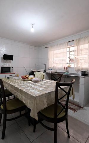 Casa à venda com 200m², 4 quartos e 2 vagasCozinha