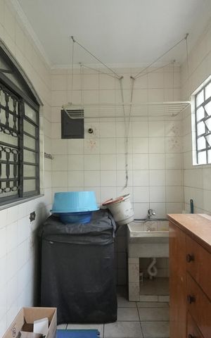 Casa à venda com 196m², 3 quartos e 2 vagasÁrea de Serviço