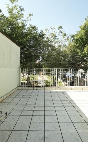 Casa à venda com 196m², 3 quartos e 2 vagasSacada