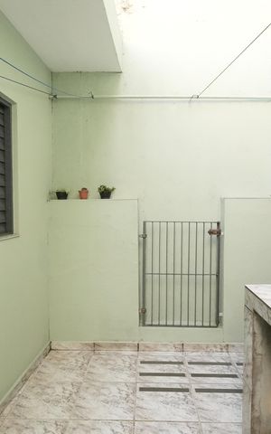 Casa à venda com 196m², 3 quartos e 2 vagasQuintal