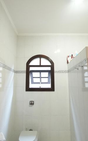 Casa à venda com 196m², 3 quartos e 2 vagasBanheiro da Suíte