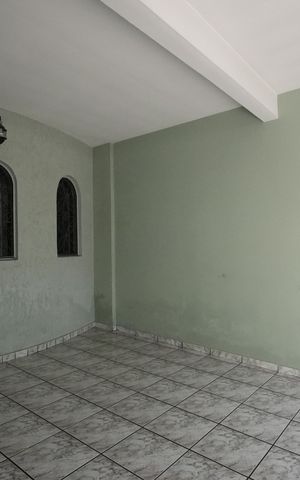 Casa à venda com 196m², 3 quartos e 2 vagasGaragem