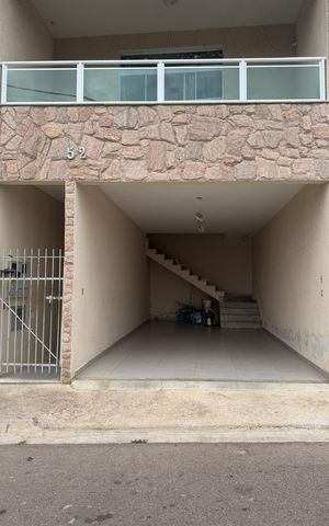 Casa à venda com 307m², 2 quartos e sem vaga Casa à venda com 307m², 2 quartos e sem vagaQuintal