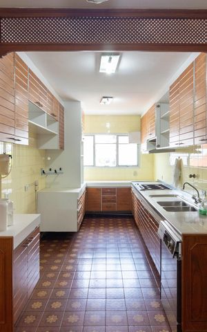 Apartamento à venda com 237m², 4 quartos e 3 vagas Apartamento à venda com 237m², 4 quartos e 3 vagasCozinha