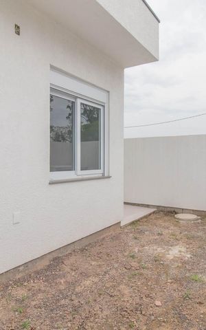 Casa de condomínio à venda com 96m², 3 quartos e 2 vagasQuintal