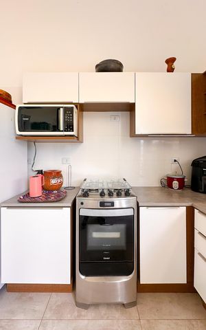 Casa de condomínio para alugar com 186m², 4 quartos e 2 vagasCozinha