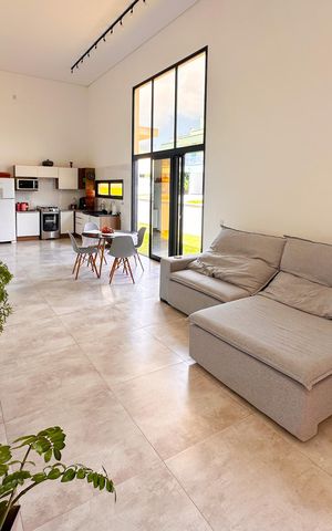 Casa de condomínio para alugar com 186m², 4 quartos e 2 vagasSala de TV