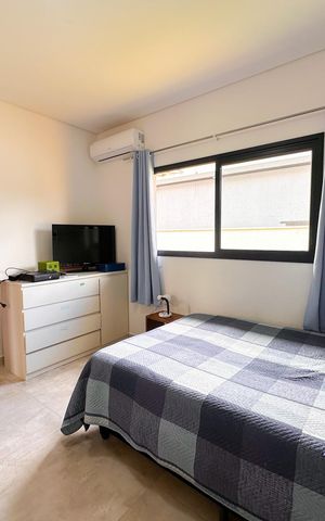 Casa de condomínio para alugar com 186m², 4 quartos e 2 vagasQuarto 2