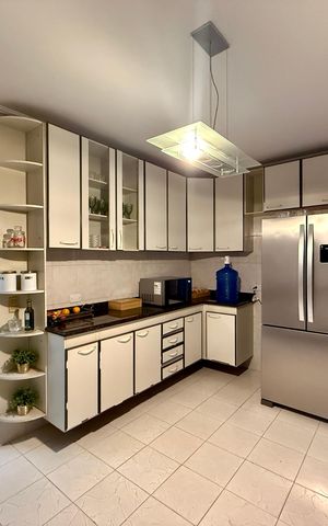 Casa para alugar com 161m², 2 quartos e 2 vagas Casa para alugar com 161m², 2 quartos e 2 vagasCozinha