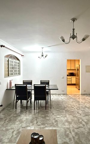 Casa para alugar com 161m², 2 quartos e 2 vagas Casa para alugar com 161m², 2 quartos e 2 vagasSala