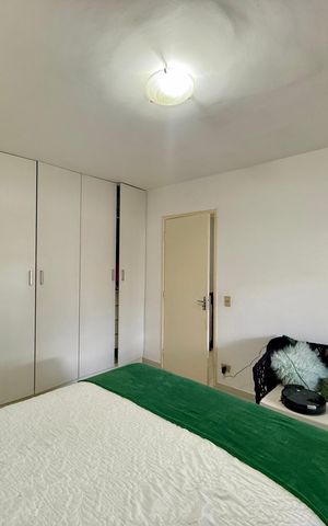 Casa para alugar com 161m², 2 quartos e 2 vagas Casa para alugar com 161m², 2 quartos e 2 vagasQuarto 1