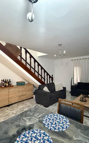 Casa para alugar com 161m², 2 quartos e 2 vagas Casa para alugar com 161m², 2 quartos e 2 vagasSala
