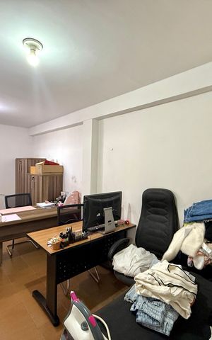 Casa para alugar com 161m², 2 quartos e 2 vagas Casa para alugar com 161m², 2 quartos e 2 vagasÁrea de Serviço