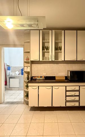 Casa para alugar com 161m², 2 quartos e 2 vagas Casa para alugar com 161m², 2 quartos e 2 vagasCozinha