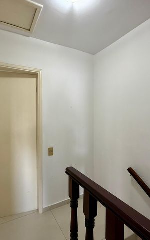 Casa para alugar com 161m², 2 quartos e 2 vagas Casa para alugar com 161m², 2 quartos e 2 vagasCorredor Quartos