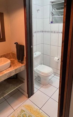 Casa à venda com 160m², 3 quartos e 3 vagasLavabo