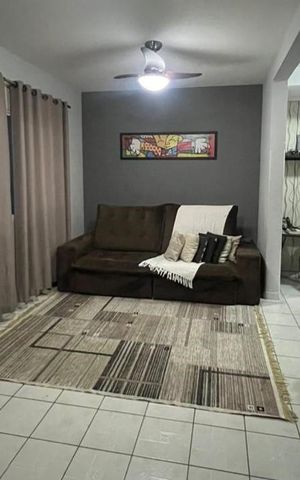 Casa à venda com 160m², 3 quartos e 3 vagasSala