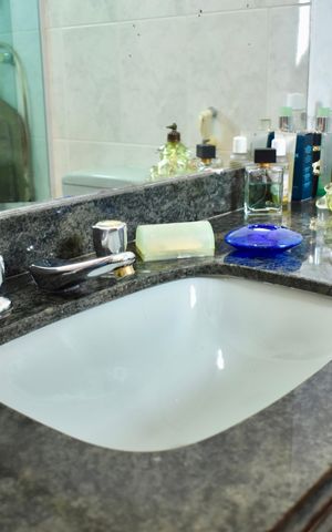 Apartamento à venda com 230m², 3 quartos e 4 vagas Apartamento à venda com 230m², 3 quartos e 4 vagasSuíte 2