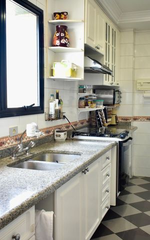Apartamento à venda com 230m², 3 quartos e 4 vagas Apartamento à venda com 230m², 3 quartos e 4 vagasCozinha