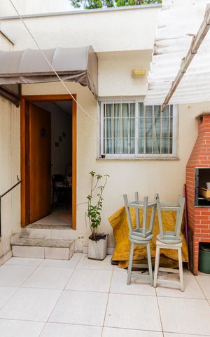 Casa à venda com 200m², 4 quartos e 4 vagas