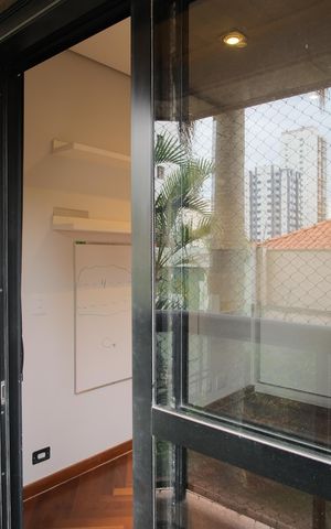 Apartamento para alugar com 200m², 3 quartos e 3 vagasVaranda da Suíte 2