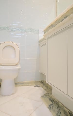 Apartamento para alugar com 200m², 3 quartos e 3 vagasBanheiro da Suíte 2