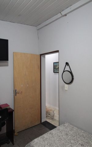 Casa à venda com 660m², 8 quartos e 3 vagasQuarto 2