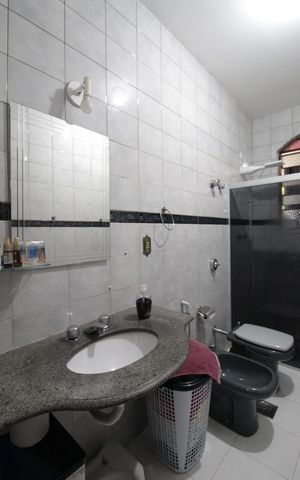 Casa à venda com 660m², 8 quartos e 3 vagasBanheiro Social