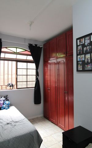 Casa à venda com 660m², 8 quartos e 3 vagasQuarto 1